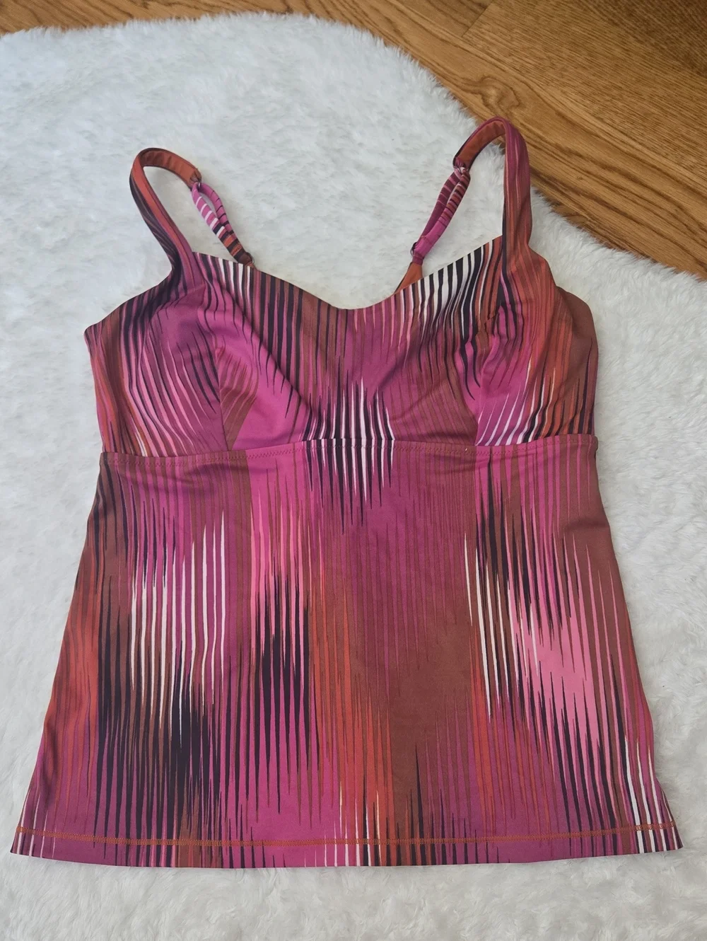 Athleta Tankini Swim Top, Womens Size 36D/DD
